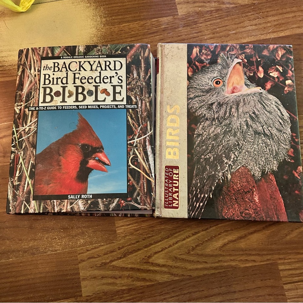 Vintage Books The Backyard Bird Feeder's Bible Book & Library of‎ Nature BIRDS
